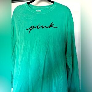 Long sleeve in mint green 💚
